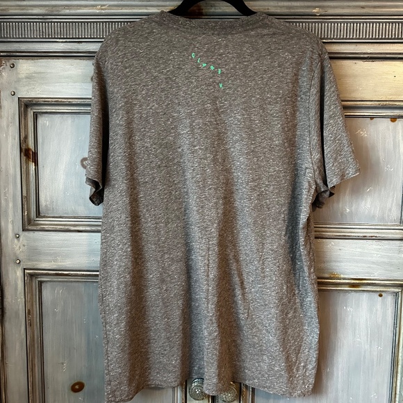 Clare V Original Snake Graphic Tee in Charcoal Gray Size XL - Picture 6 of 6